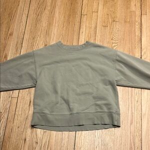 Aritzia TNA Cozy Crewneck
